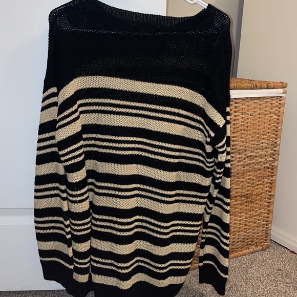 Polo Ralph’s Lauren Sweater - Picture 3 of 3